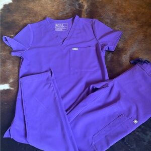 Figs Technical Collection in Vibrant Purple